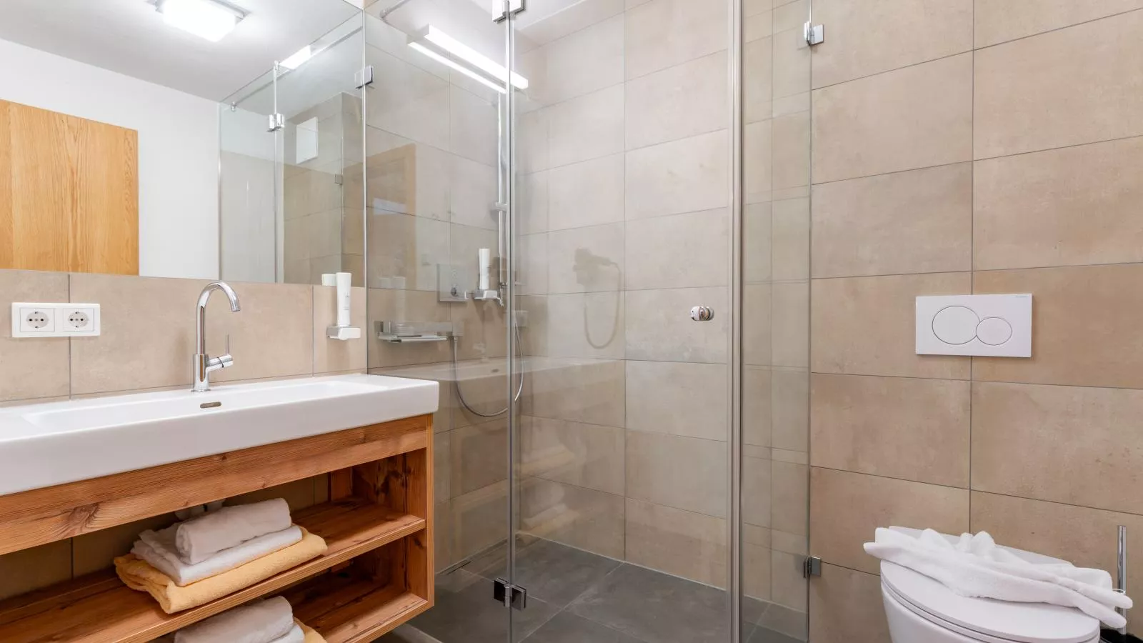 Tauern Suites Mitterwirt TOP 301-Bathroom