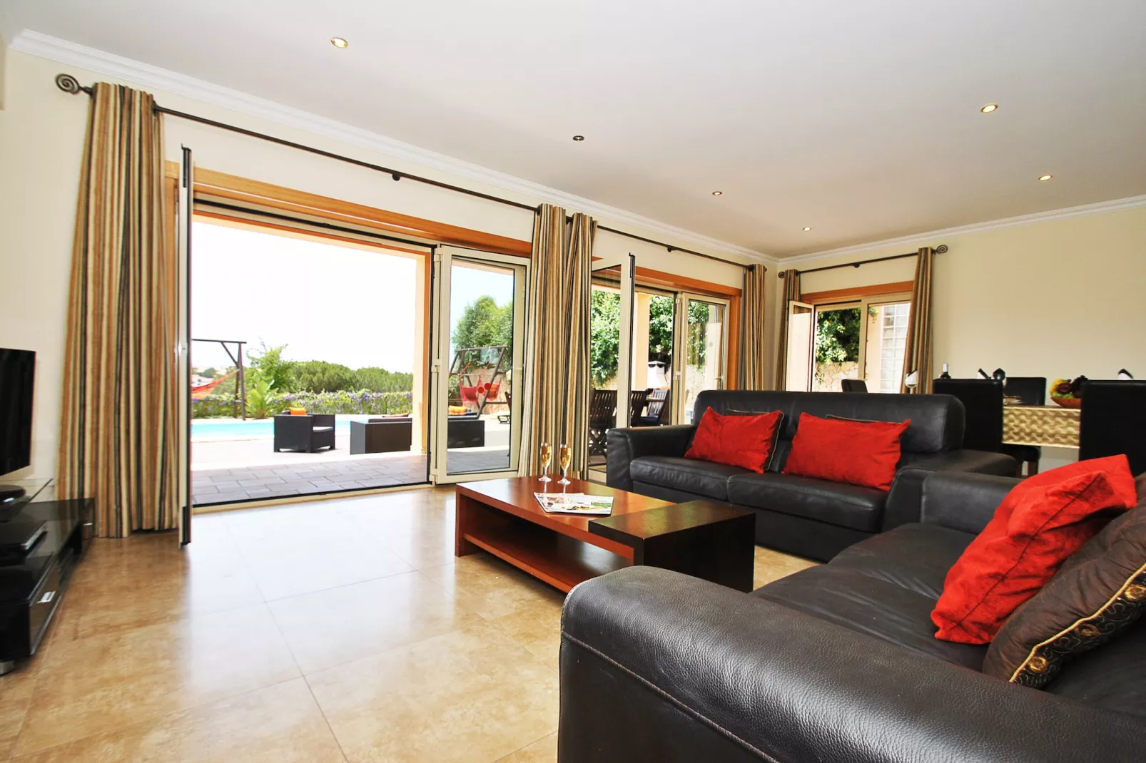 Villa California-Salon