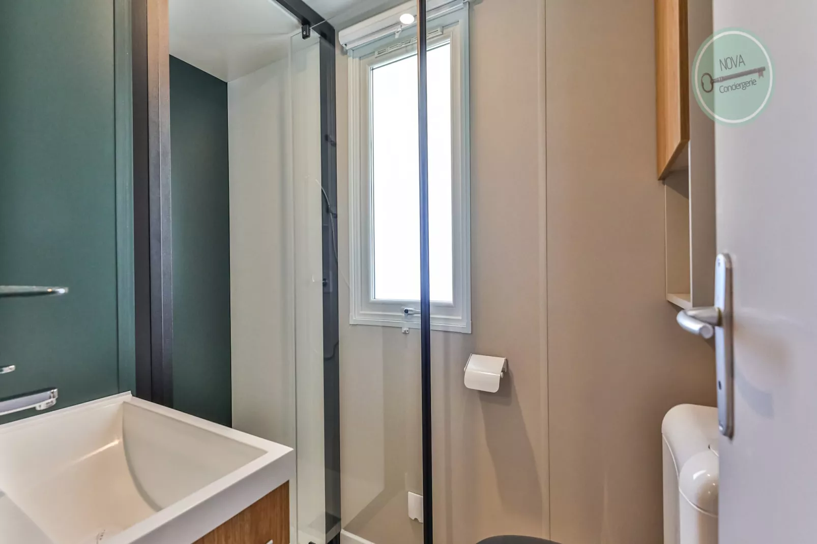 Le Bois Masson 130 by Nova-Bathroom