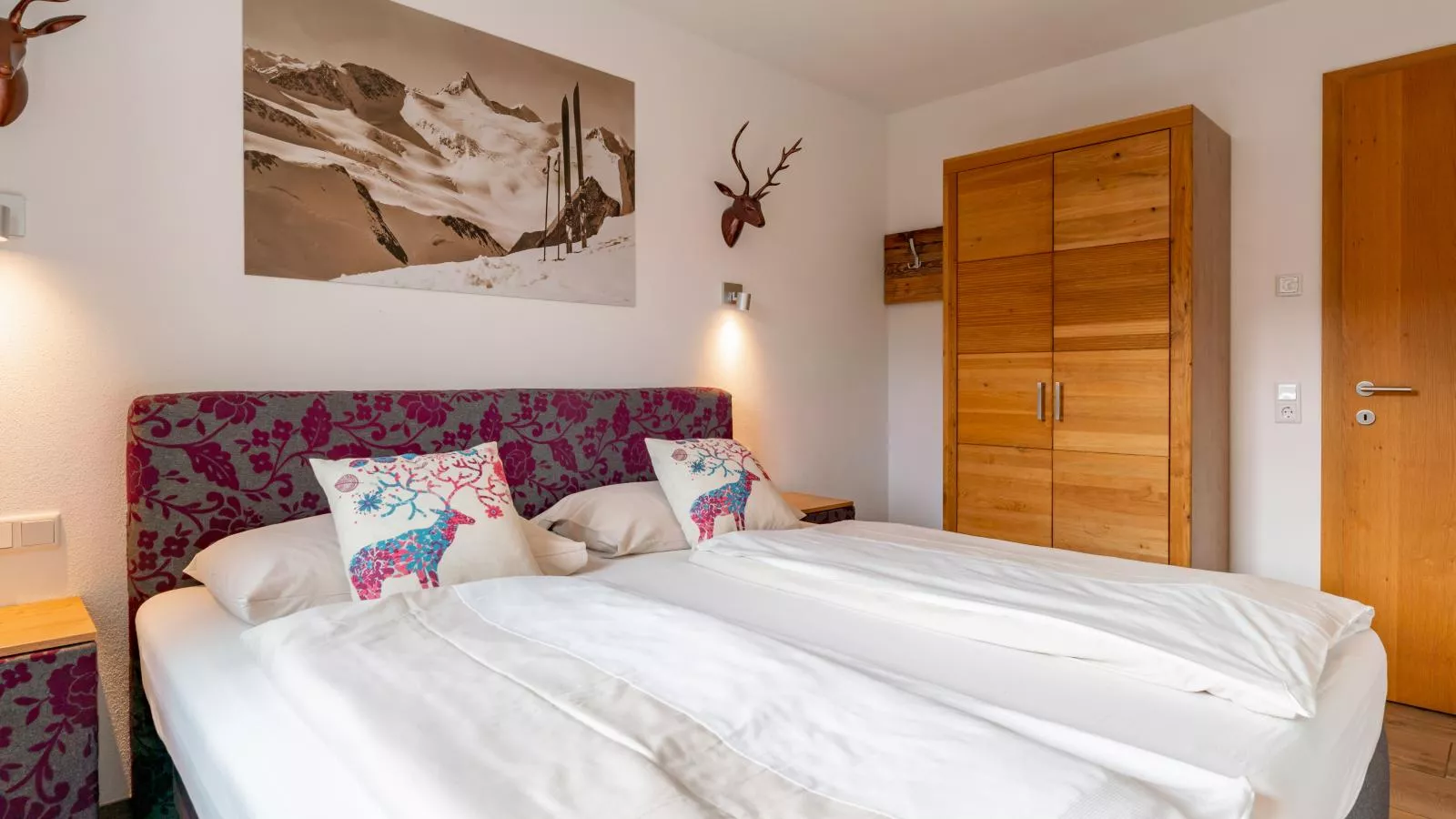 Tauernsuites Mitterwirt TOP 212-Bedroom