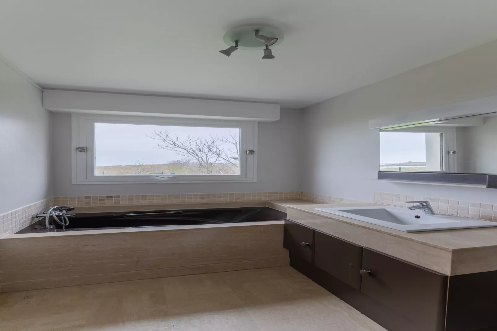 TY DUNES - Portsall-Bathroom