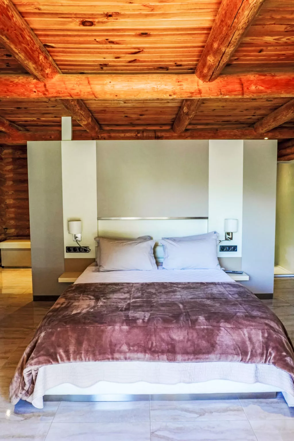 Chalet Double-Inside