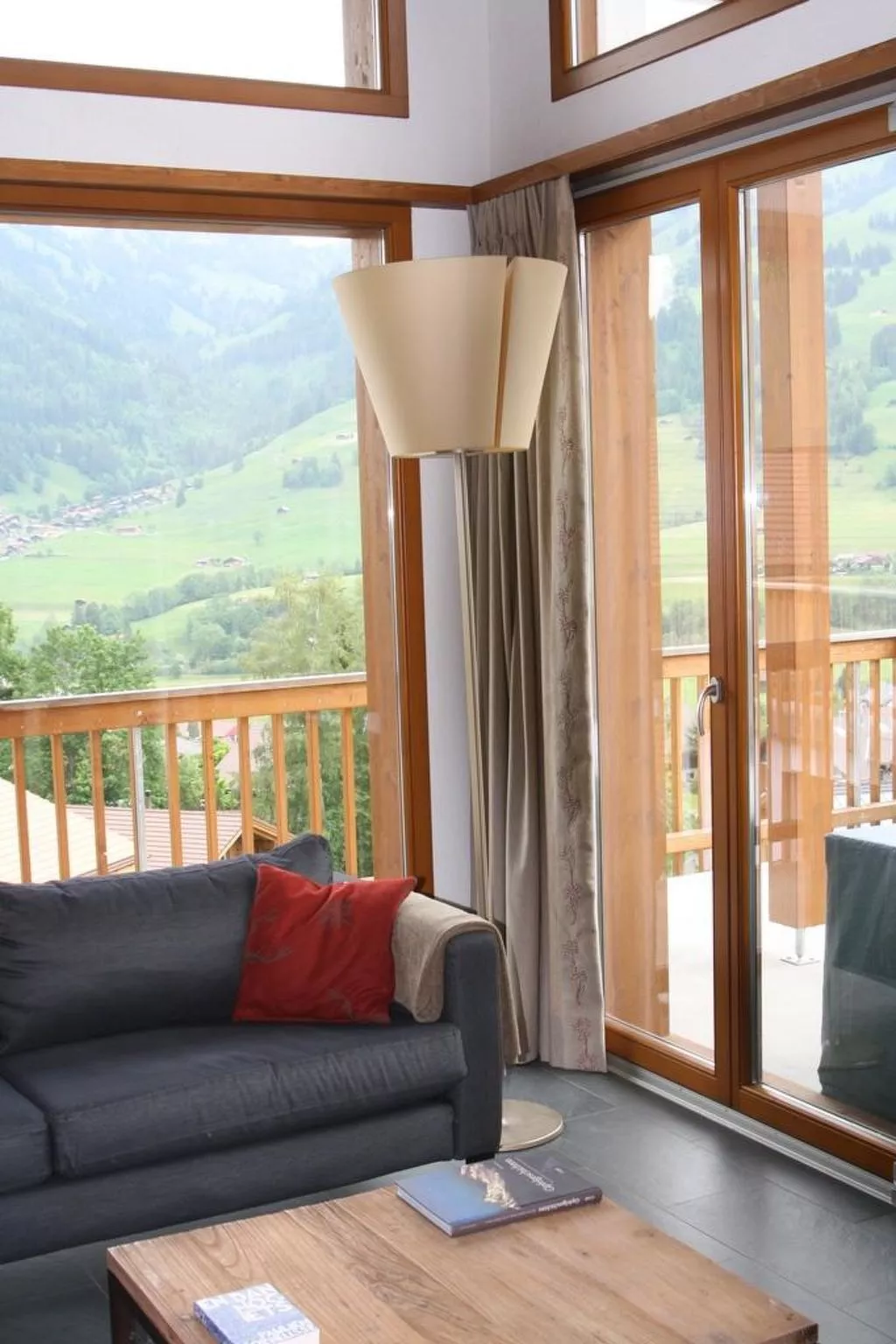 Nubes, Chalet-Dedans