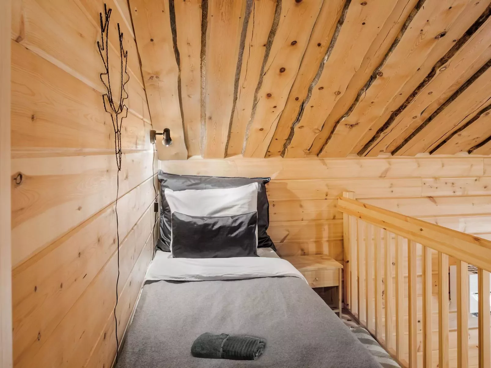 Kevätruska b-Inside