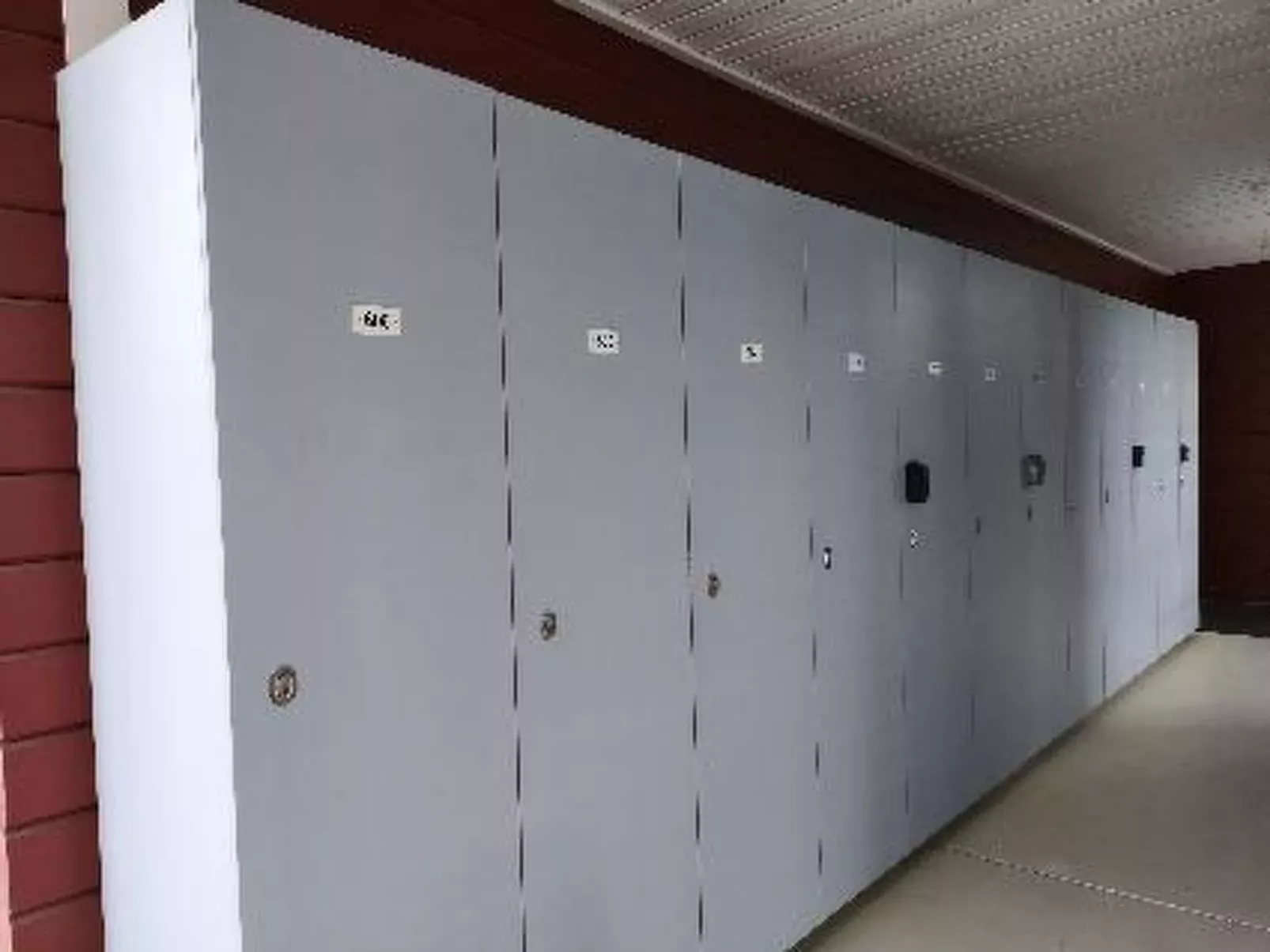 Yllästar 3 as 601-Dedans