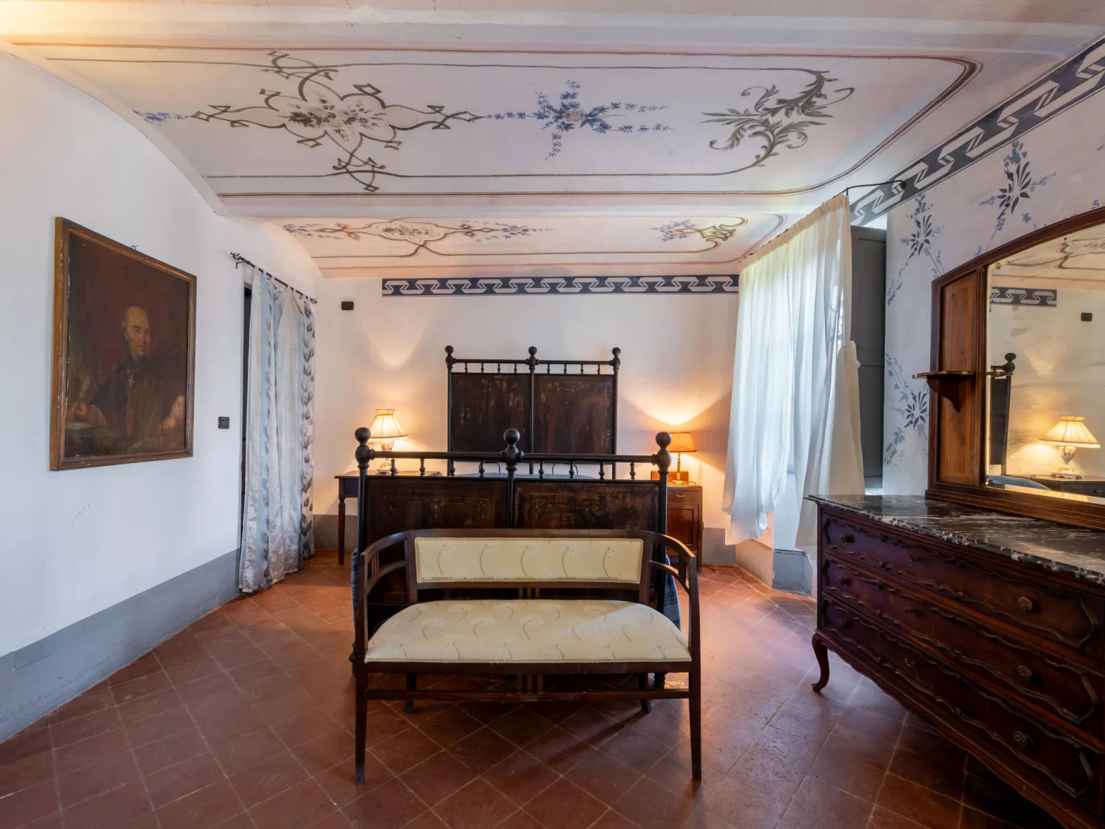 Relais San Desiderio-Drinnen