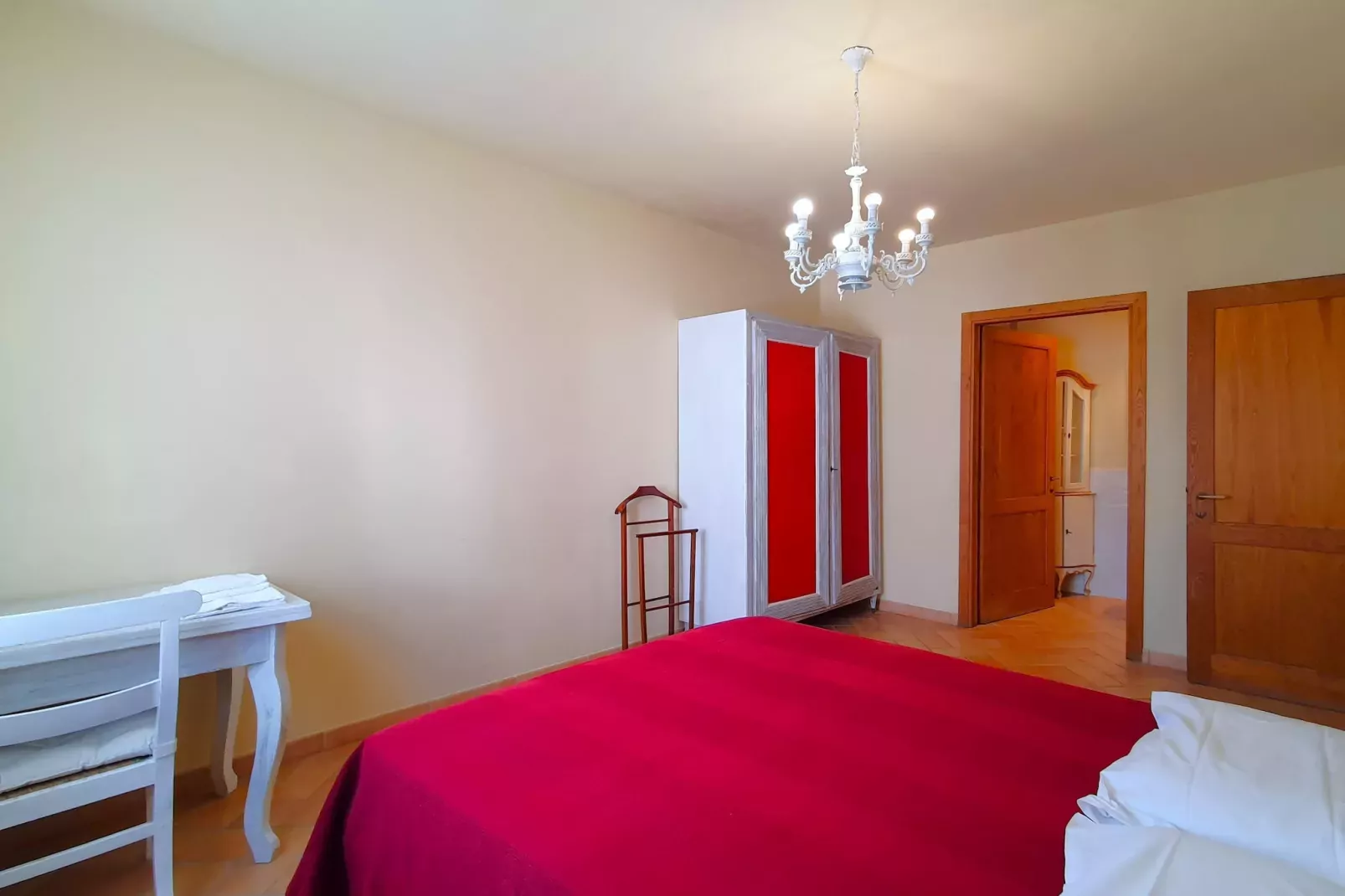 APP 6-Bedroom