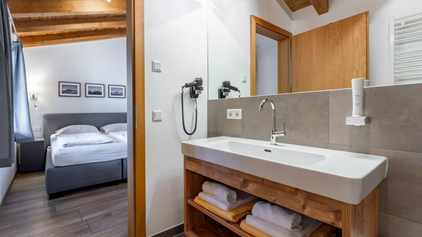 Tauern Suites Mitterwirt TOP 324-Bathroom