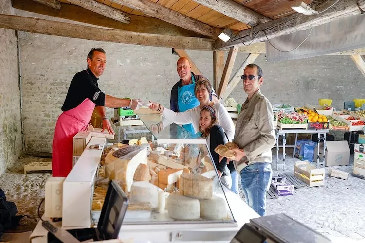 Ars-en-Ré - Appartement 3 Pièces 4 Personnes 1 bébé Etage-Gebiete Sommer 5 km