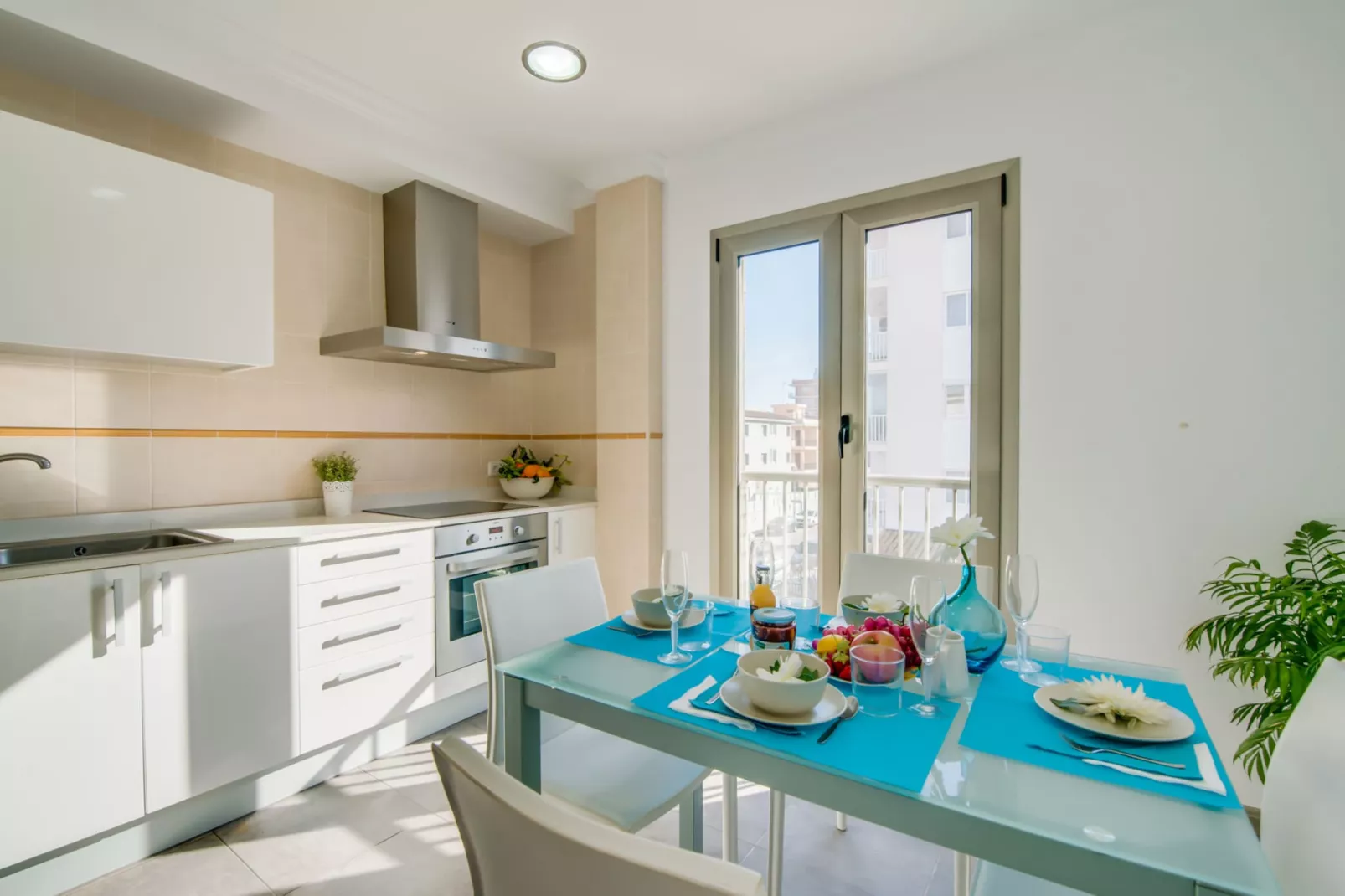 Castello Playa-Kitchen