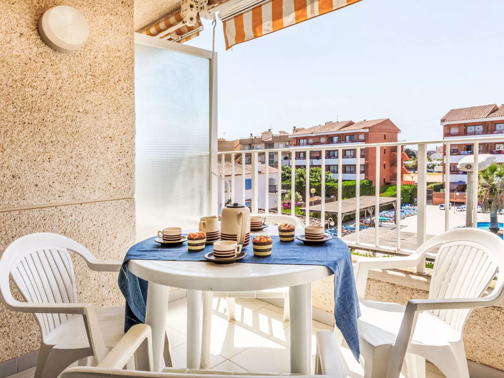 Apartaments Blau Mar-Outside