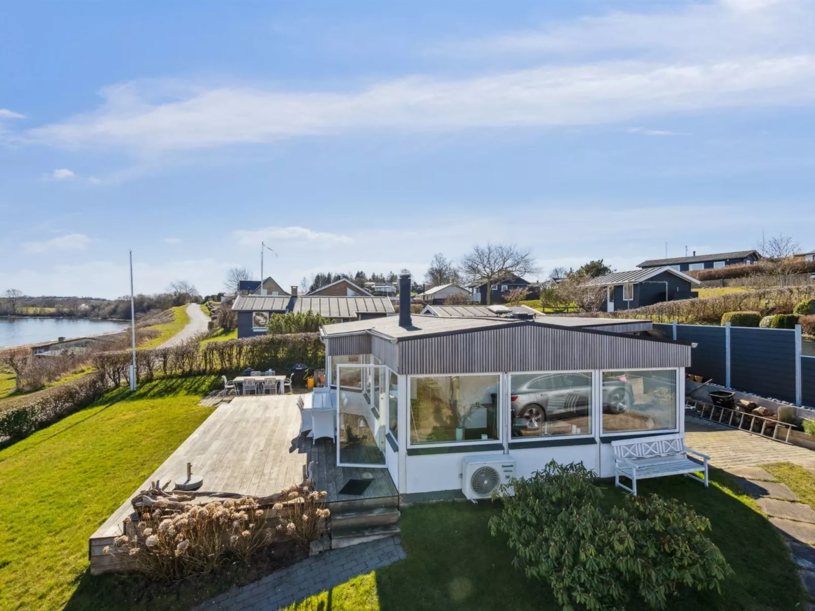 "Solbritt" - 30m from the sea-Draußen