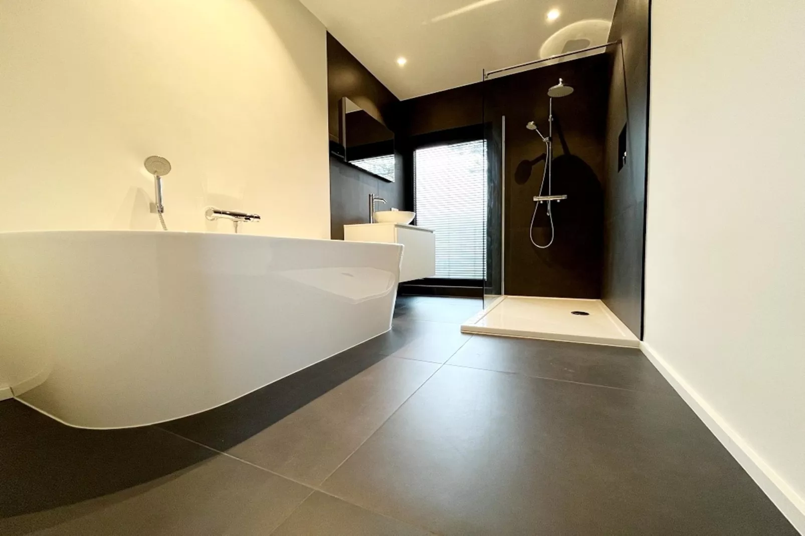 Villa Harpoenlaan Villa-Bathroom