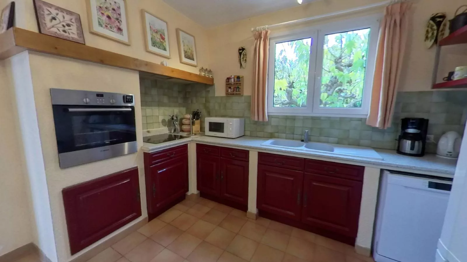 Roco Aigle-Kitchen