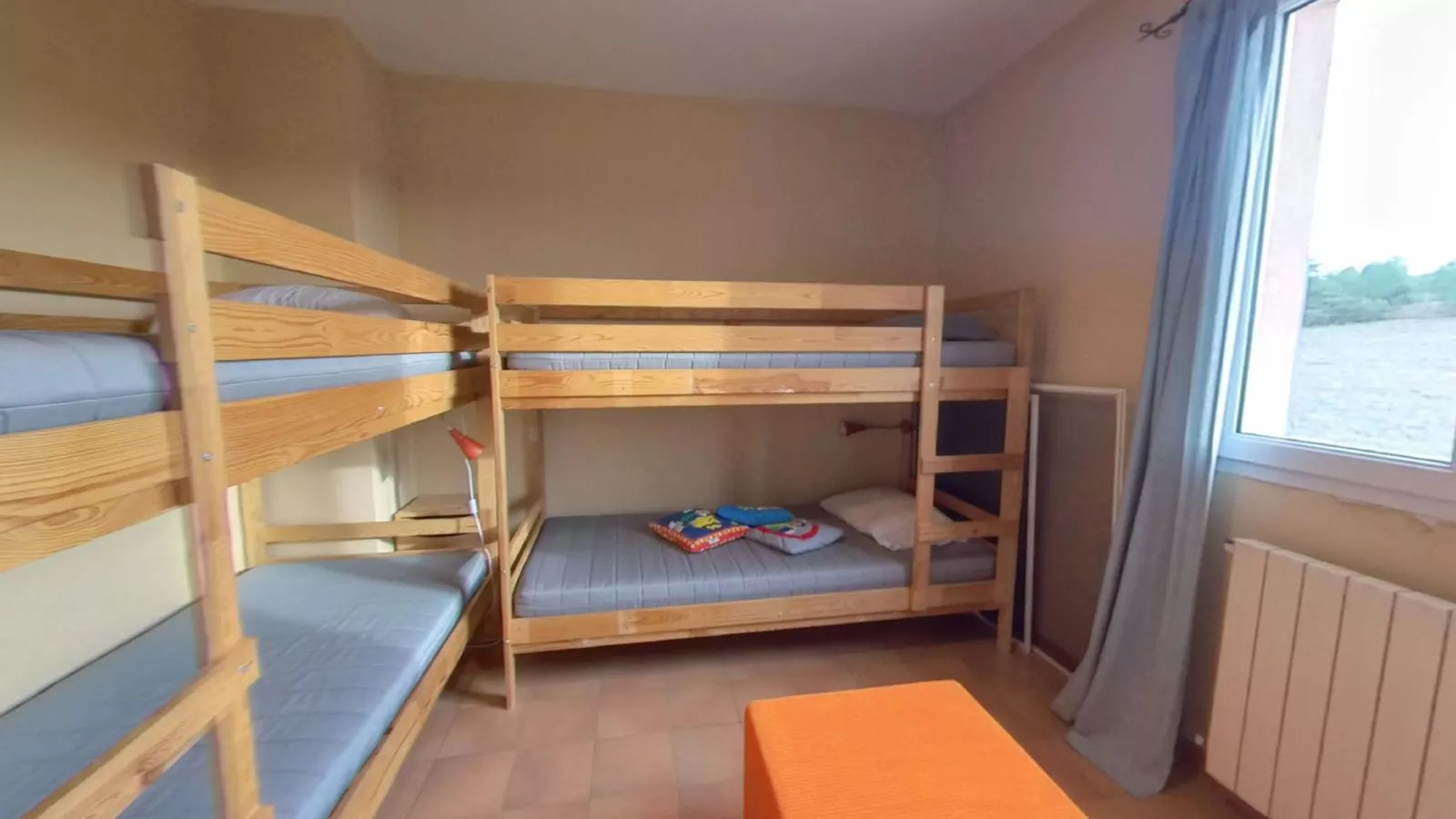 Roco Aigle-Bedroom