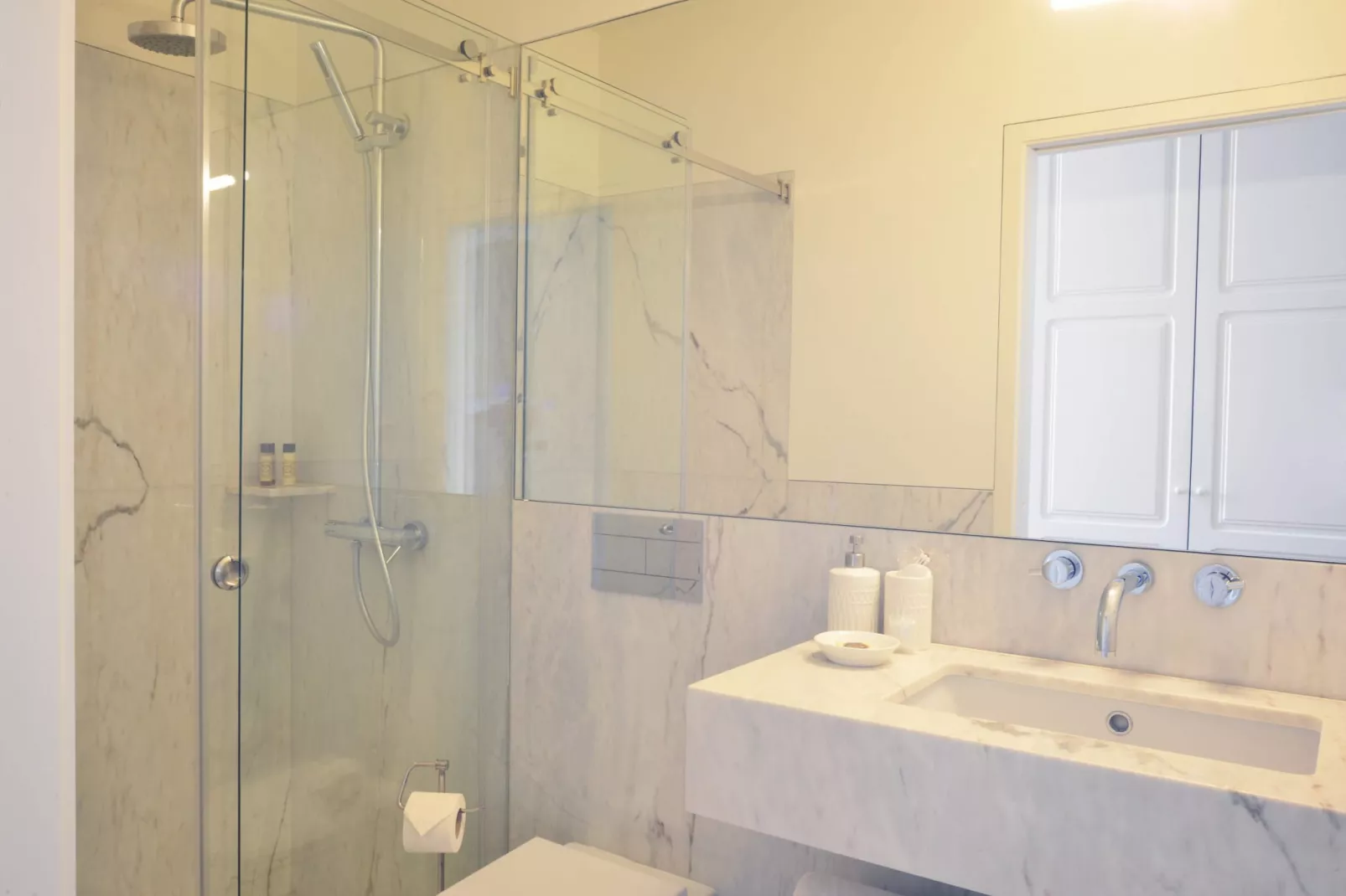 YOUROPO - Market 1A-Bathroom