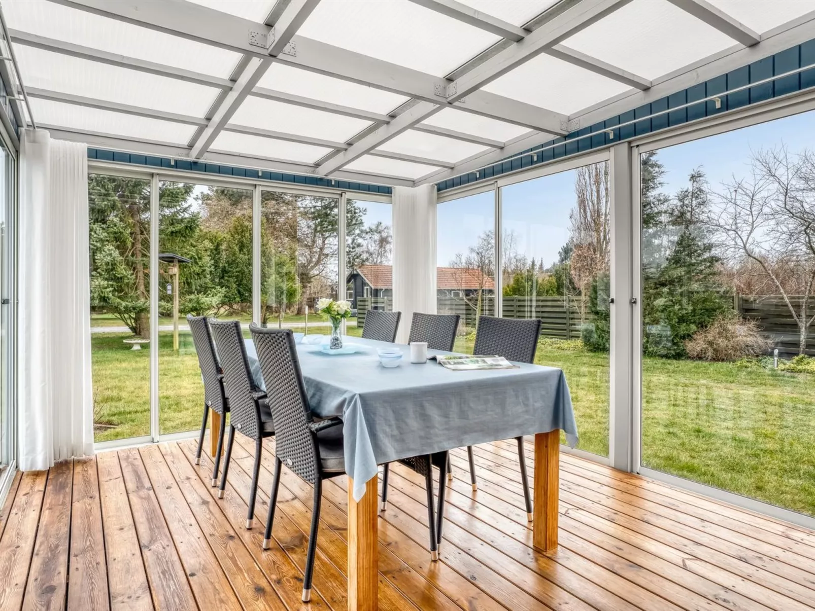 "Thorir" - 500m from the sea-Drinnen