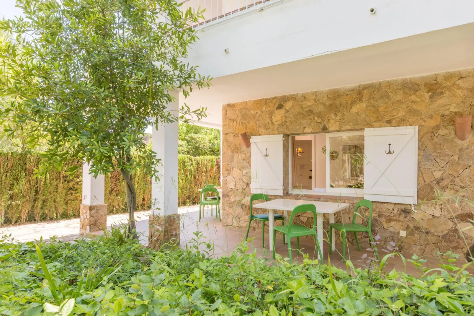 Pandora  Pl.-Terrassenbalkon