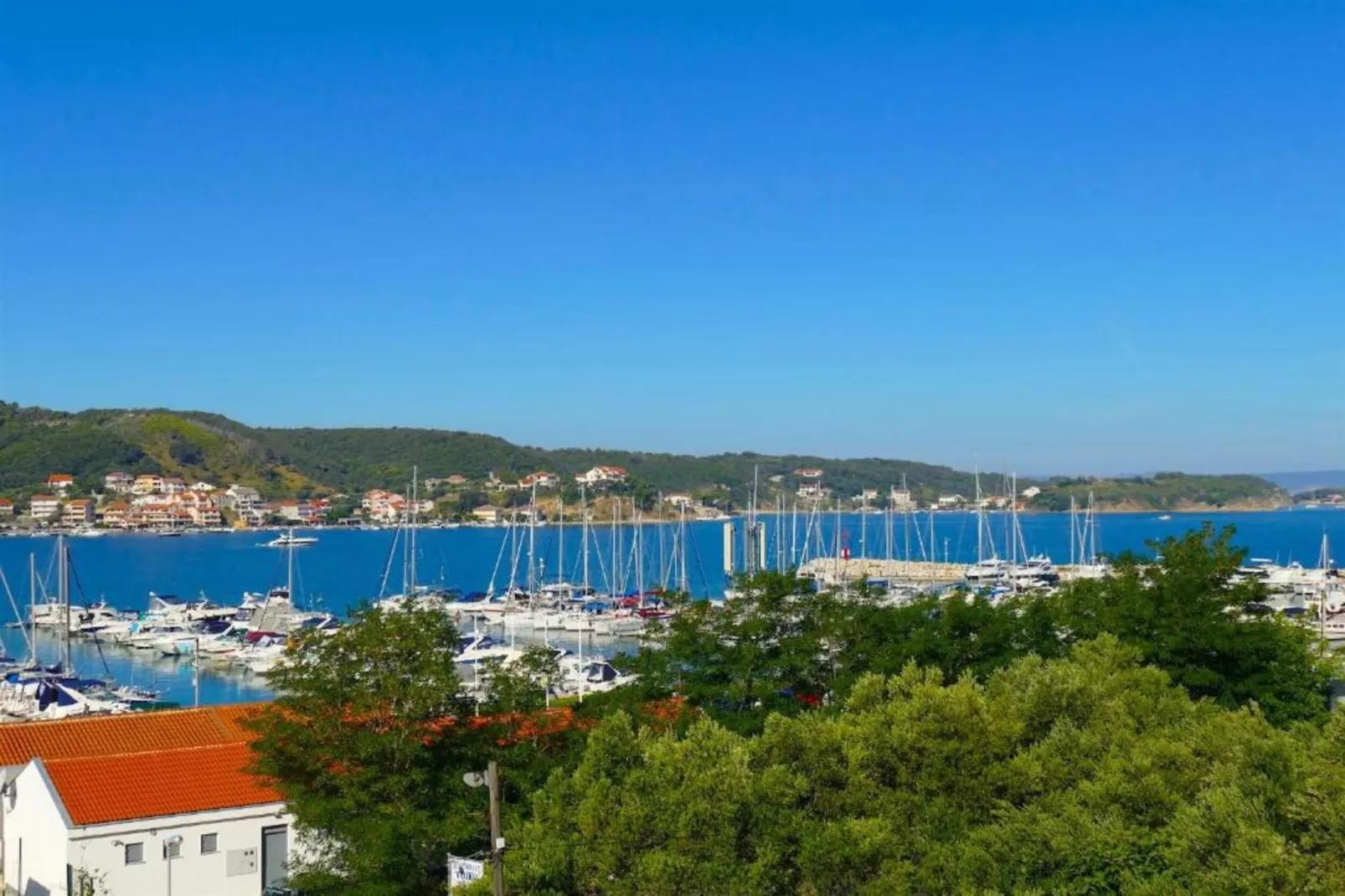 Anamar - Two Bedroom Apartment-Areas summer 5km