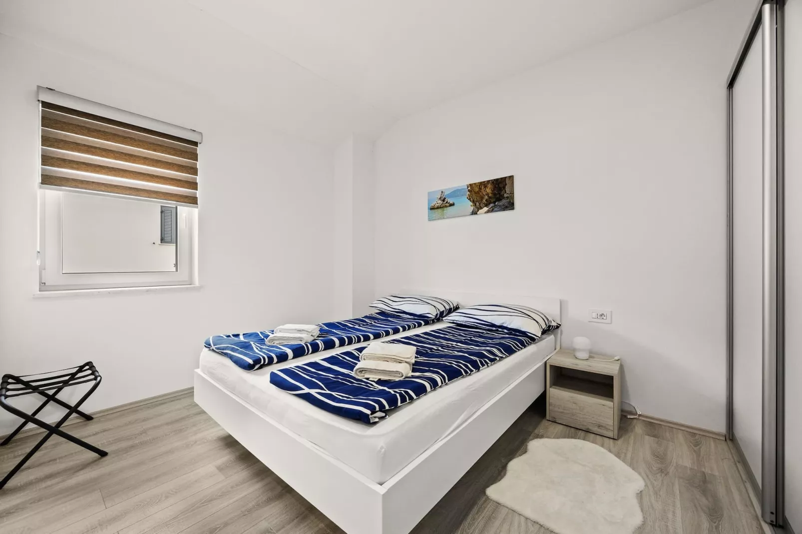 Enchanting Summer Apartment-Schlafzimmer