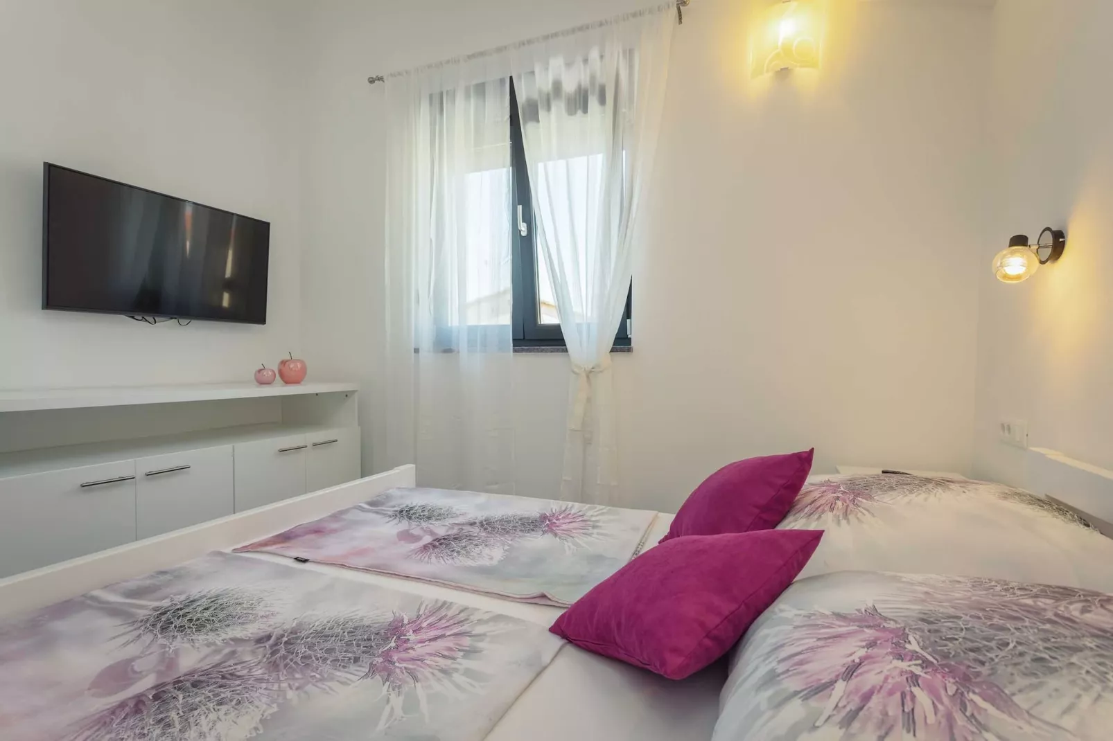 Villa Bavaria with Pool, Jacuzzi, Table Tennis-Schlafzimmer