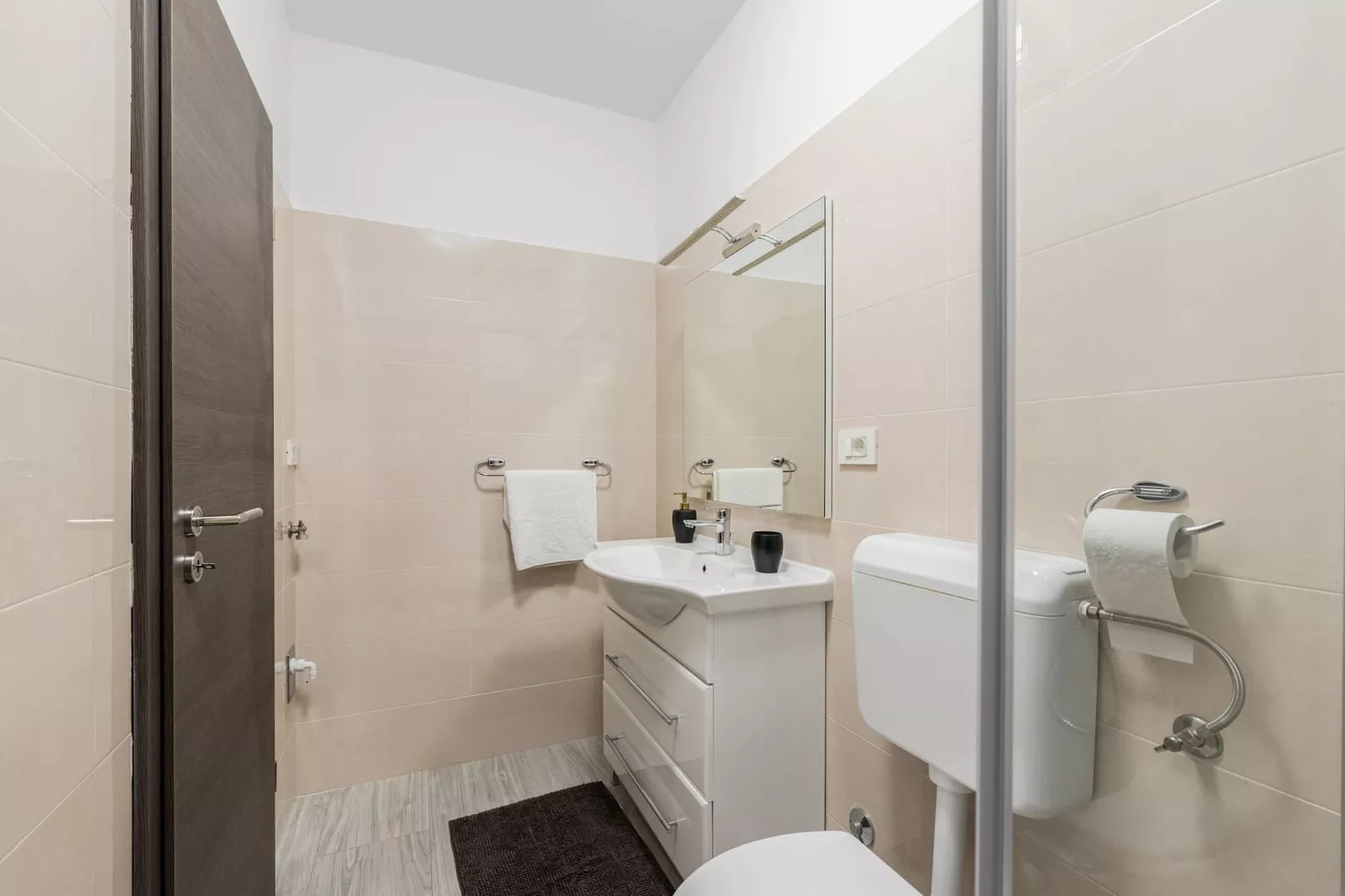 Holiday Home Alis with Sea View-Badezimmer