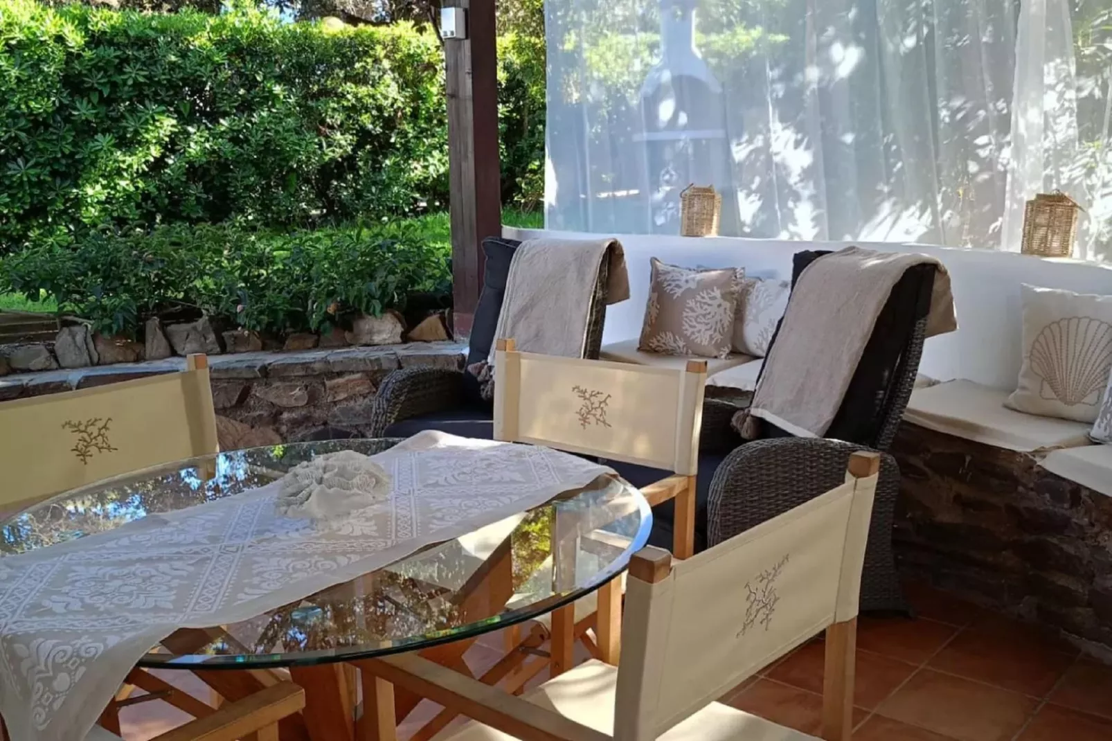 Bilo Candido-Terrace balcony