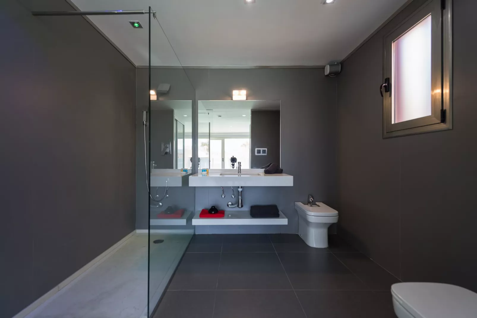 Casa GT-Bathroom