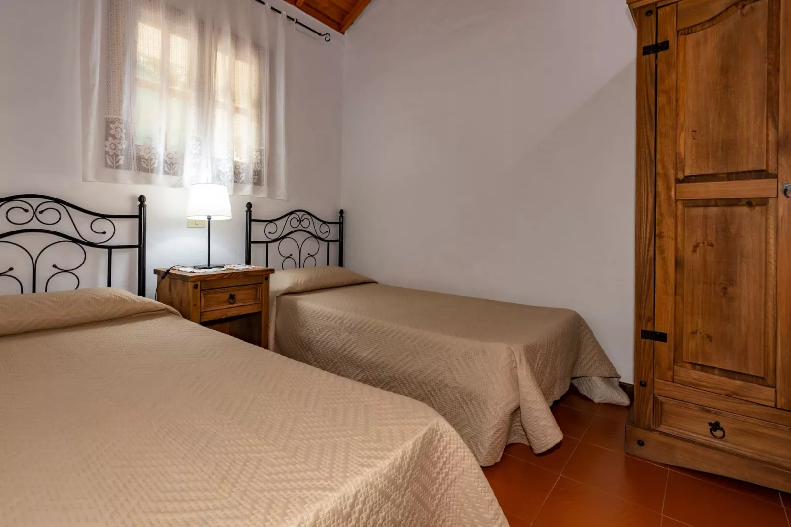 GC0242 El Mundillo-Schlafzimmer