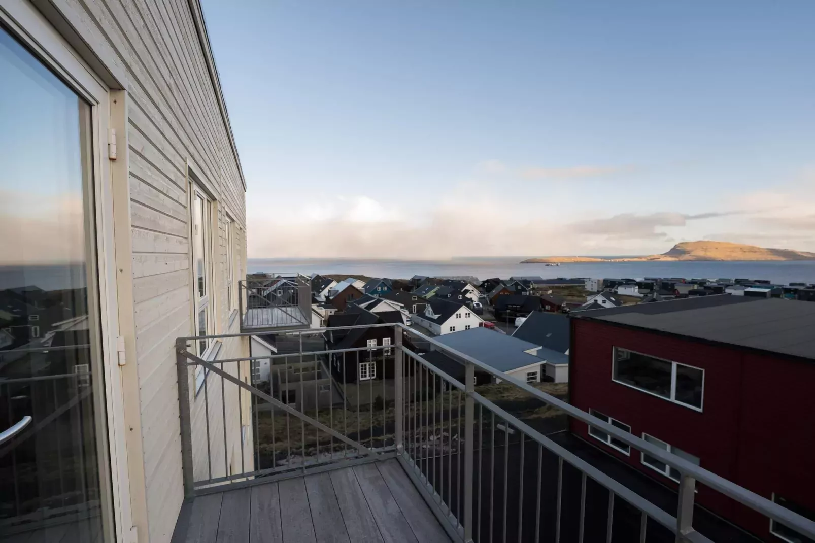 Stylish 4BR Apt in Torshavn - By Traum Ferienwohnungen-Indoor