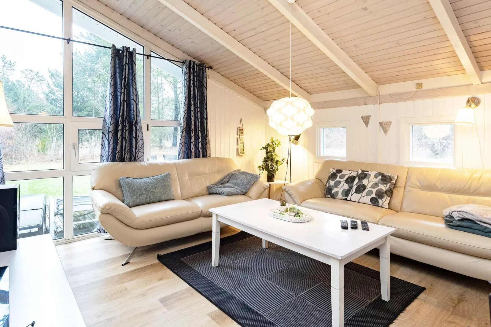 9 person holiday home in Jerup-Indoor