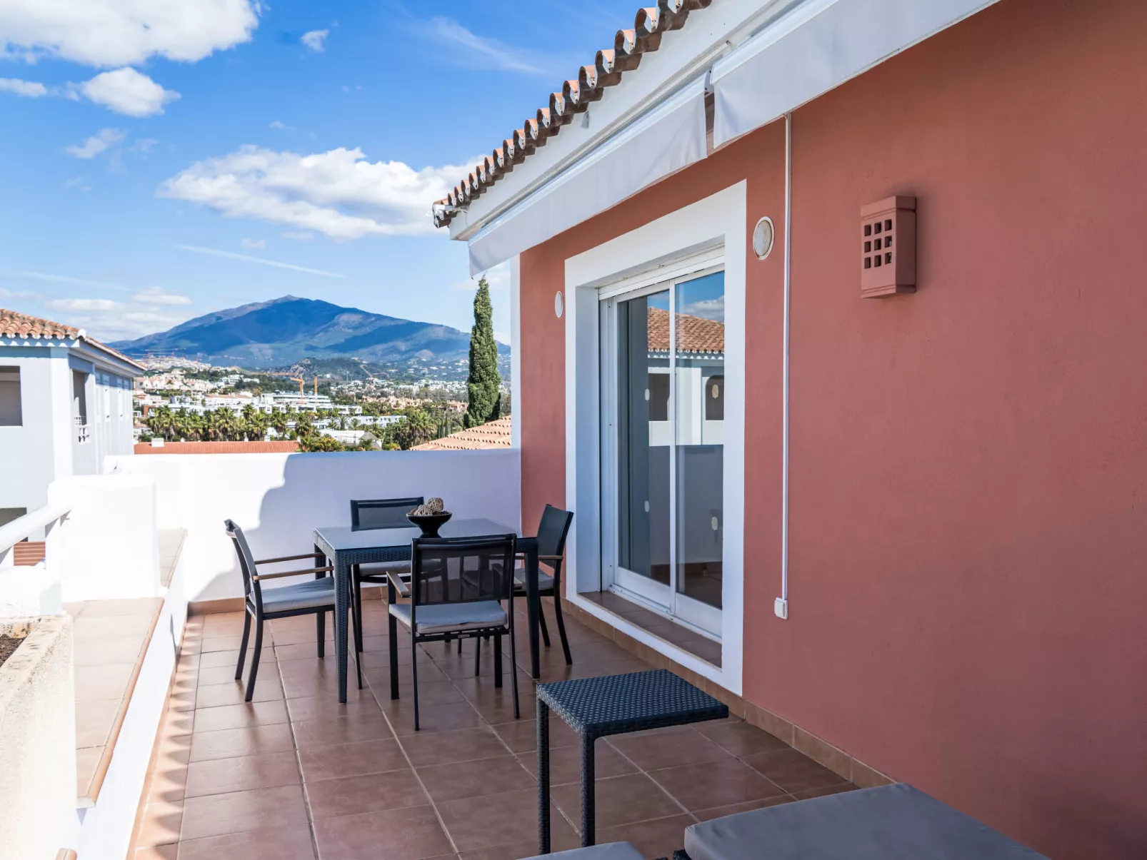 Cortijo del Mar-Outside