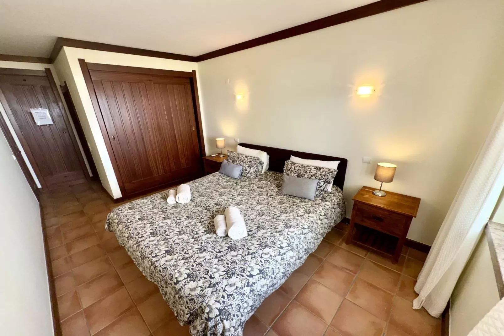 06 Terraços de Benagil (Casa Rosa Azul)-Bedroom