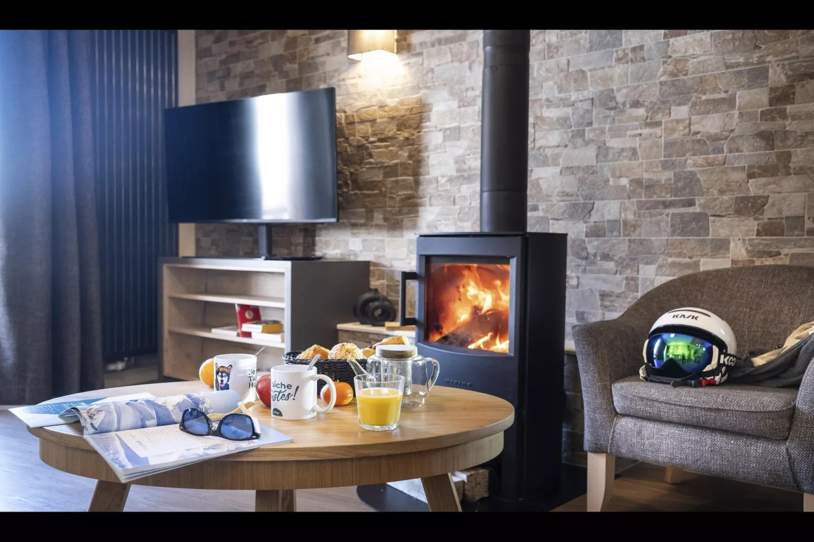 RISOUL_S8-Living room