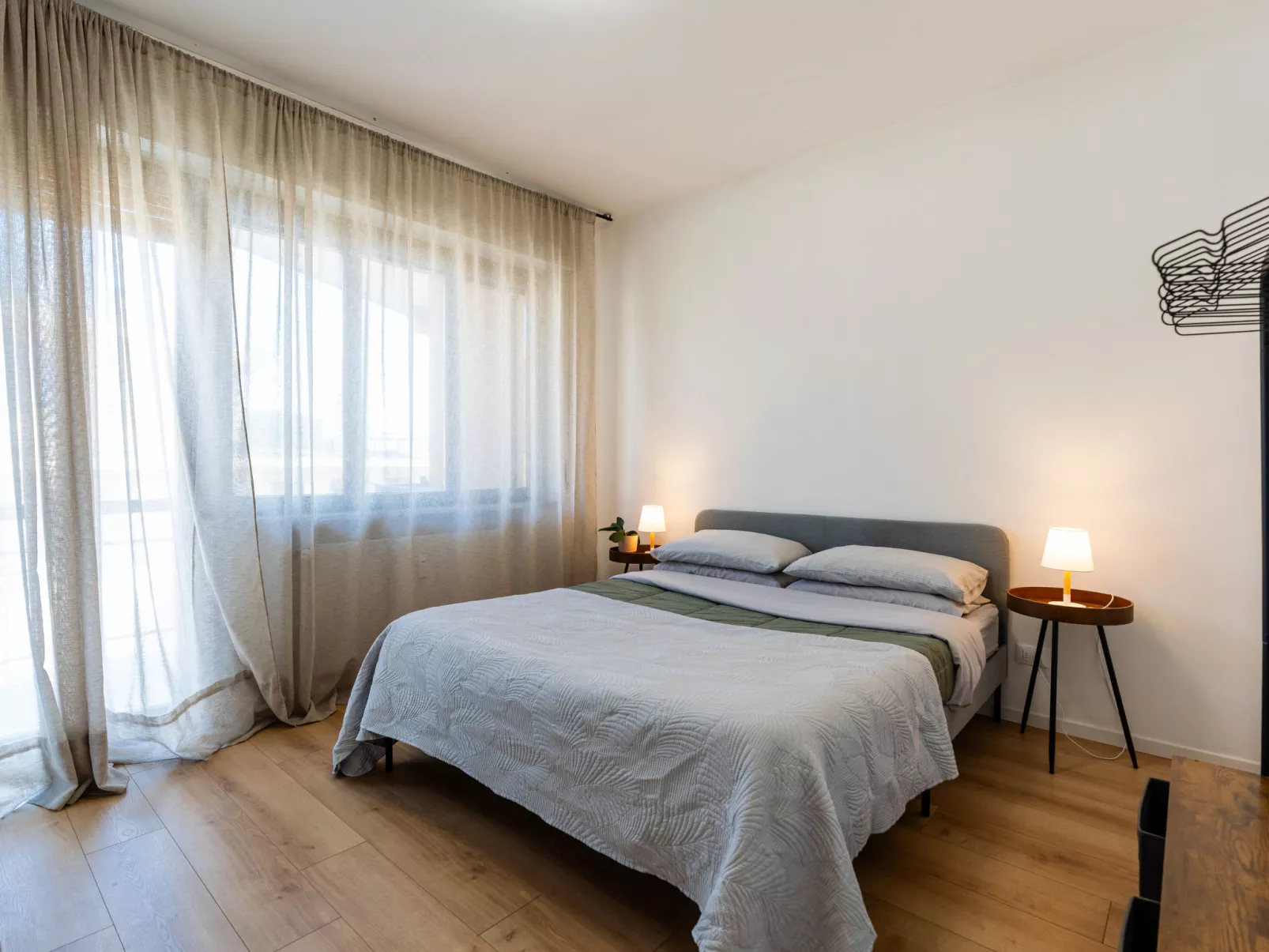 Seaview, Modern Apartment-Drinnen