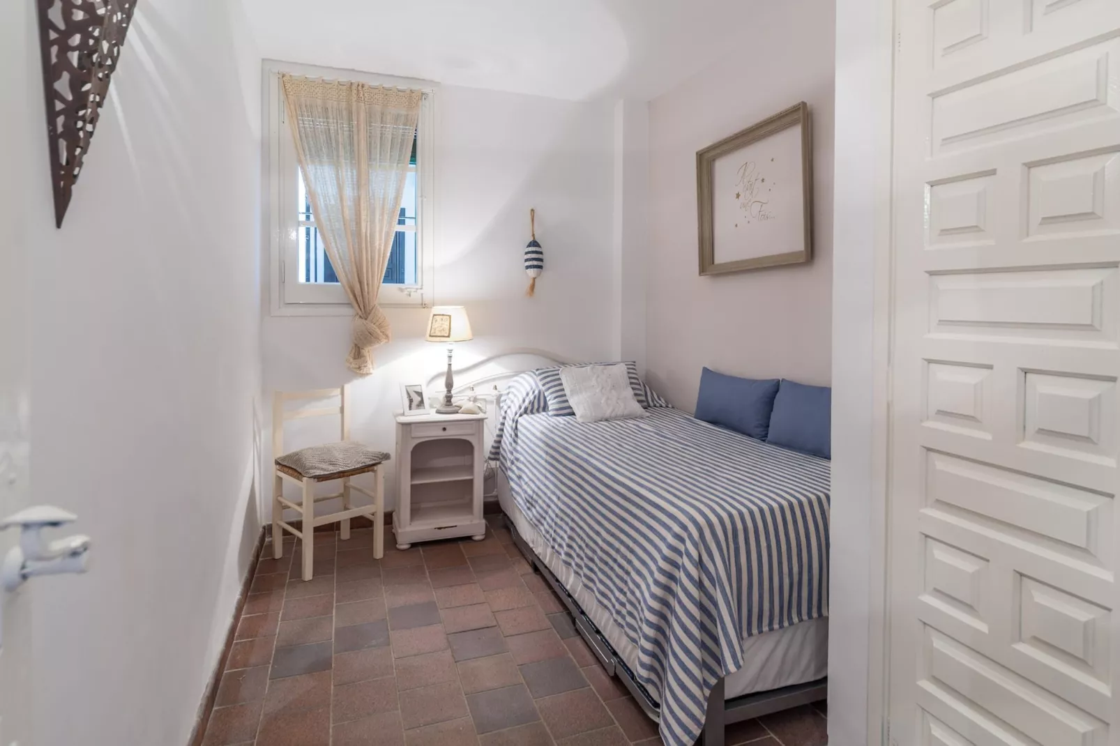 Diana-Bedroom