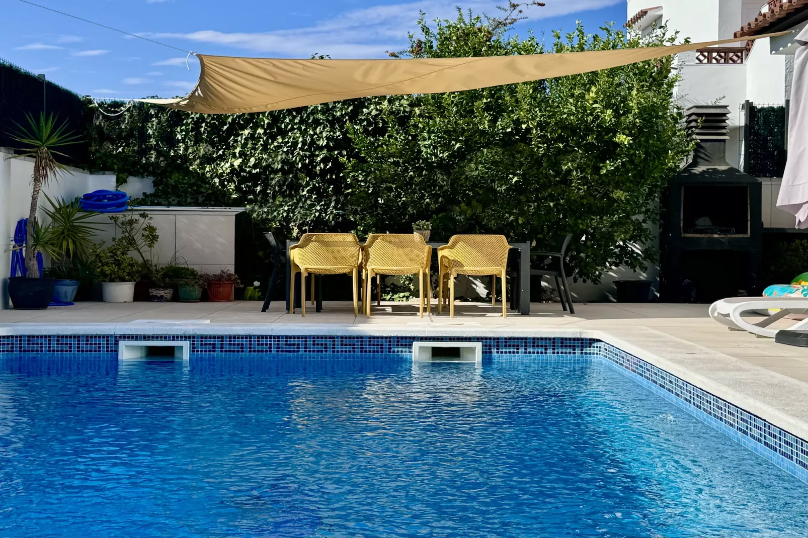 Vinya-Schwimmbad