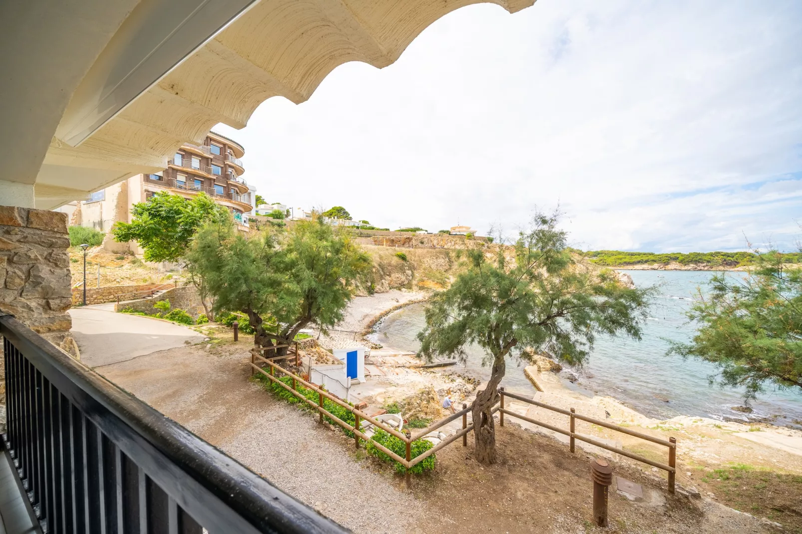 Ivet-View summer