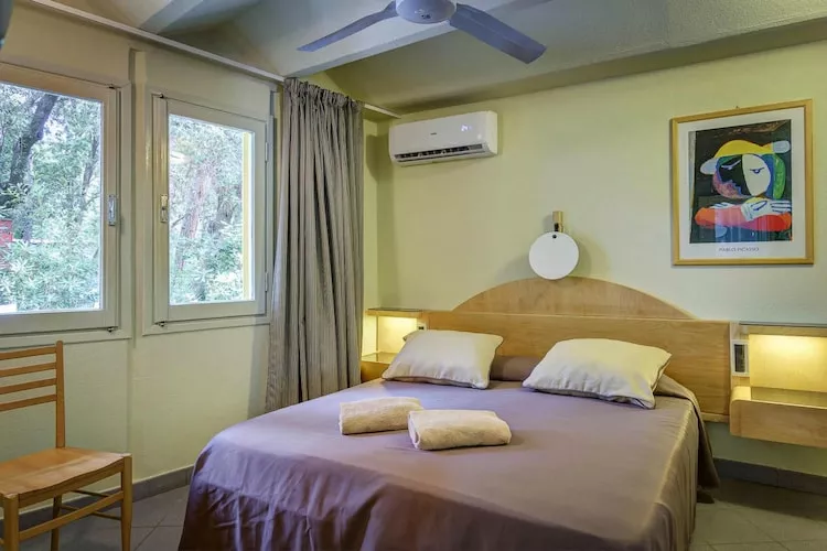 Holiday resort Riva degli Etruschi San Vincenzo-Ville Comfort  Trilo-SANGIOVETO 200 m dal mare-Bedroom
