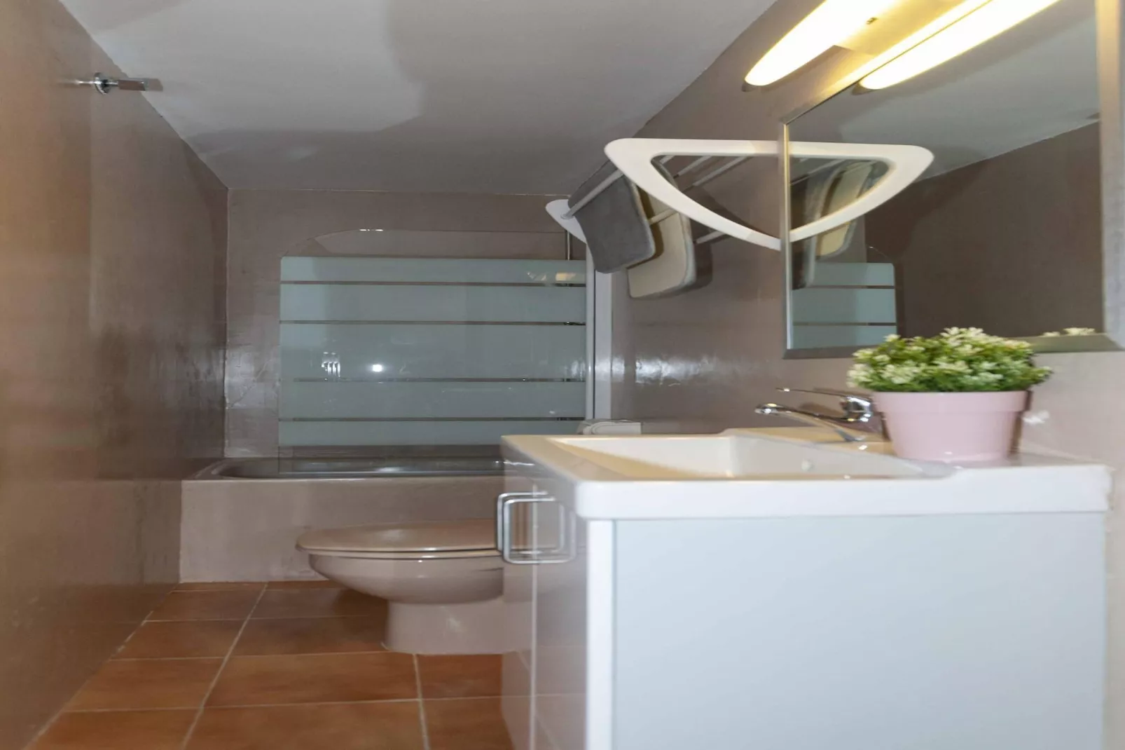 1205 JARDINS con PISCINA-Bathroom