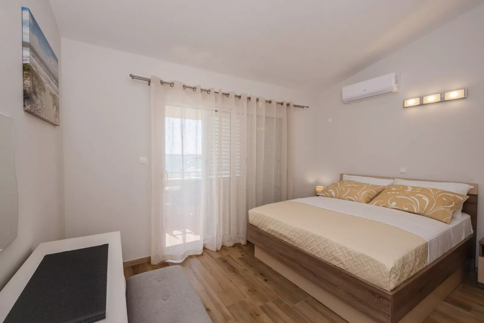 Apartments Savin - two bedroom apartment-Schlafzimmer