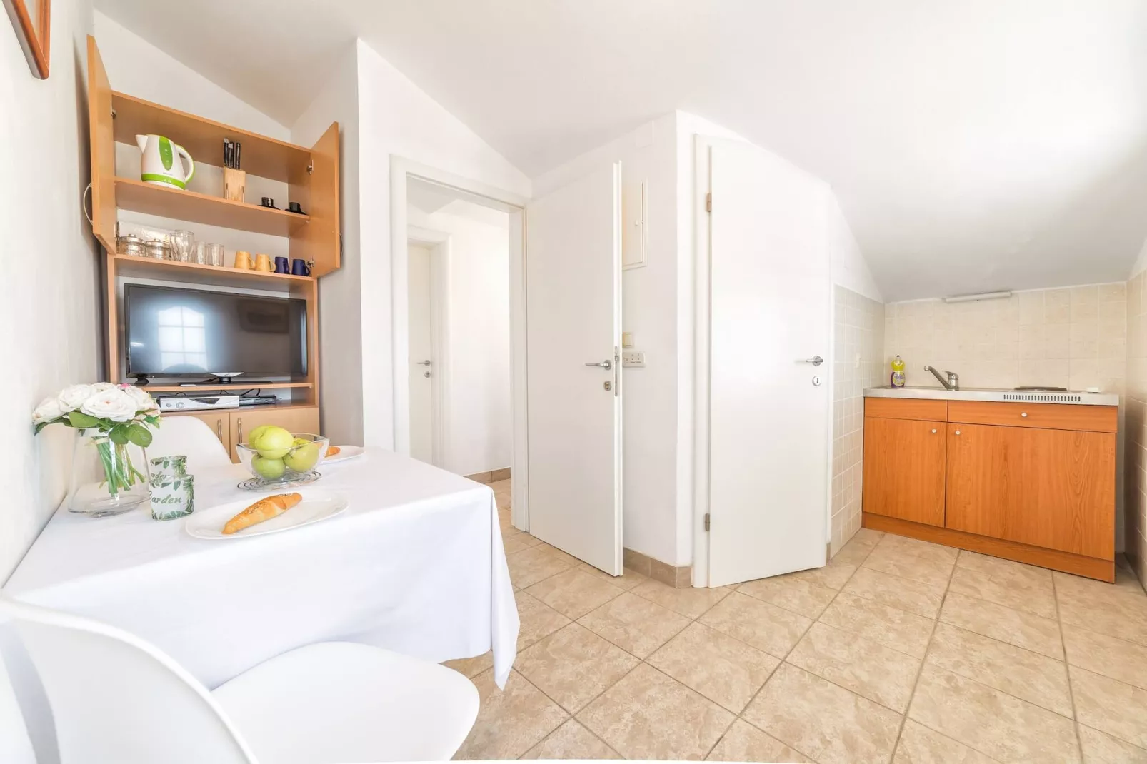 Apartments Nikol - one bedroom apartment A5-Küche