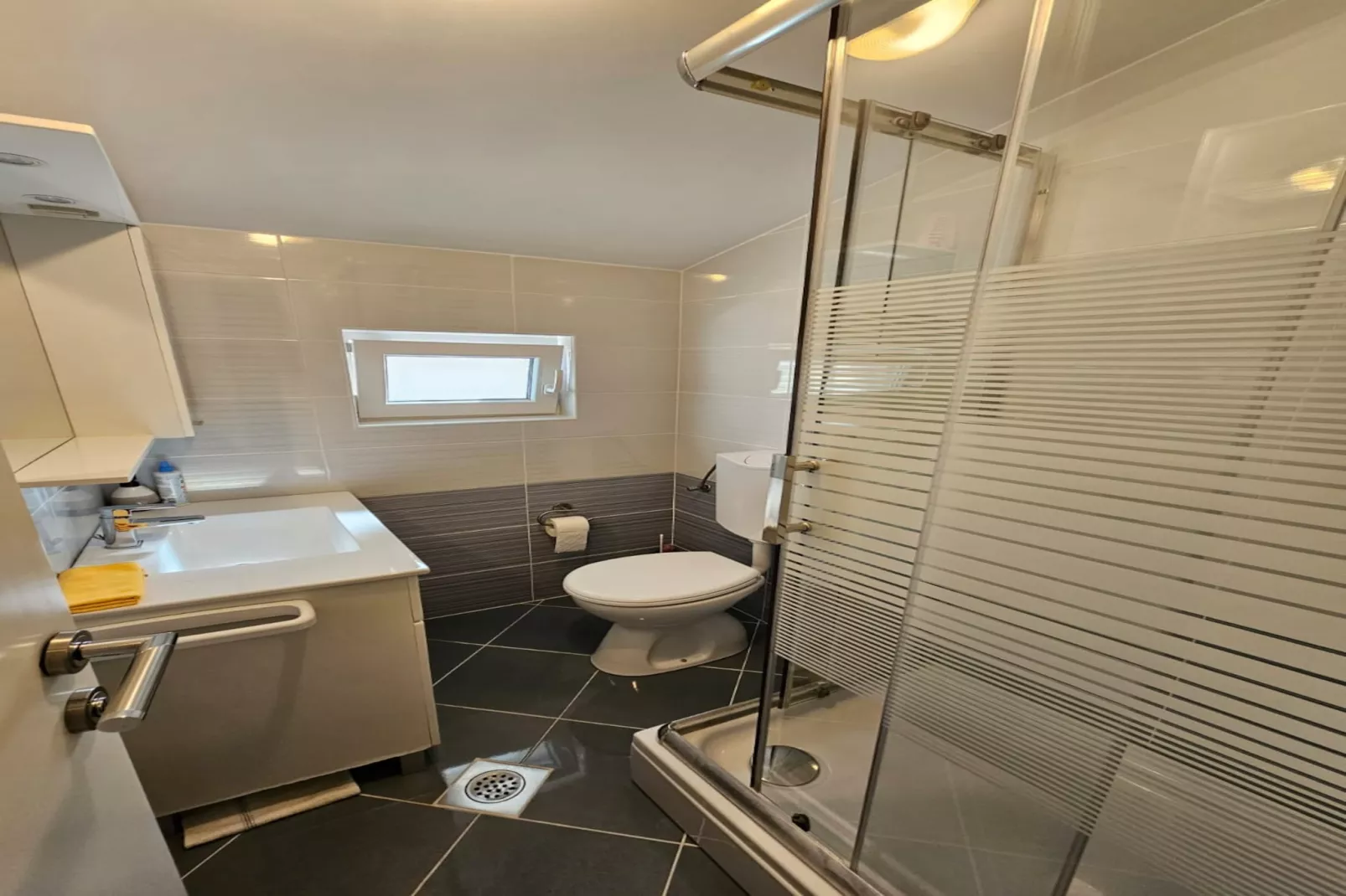Apartments Olga - two bedroom apartment A4-Bathroom
