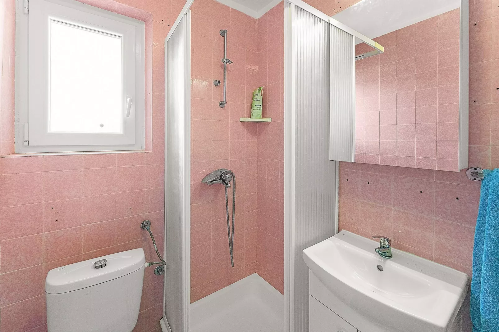 Apartments Kukljica - three bedroom apartment-Bathroom