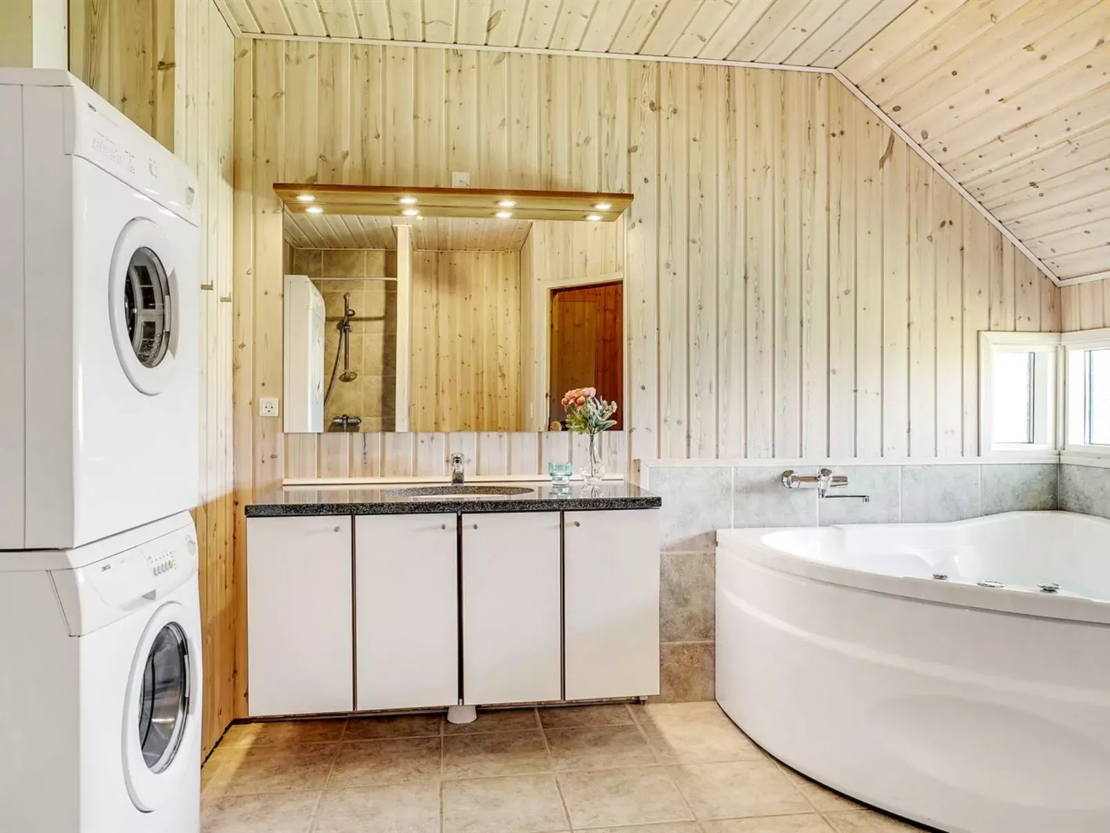 "Tilje" - 80m from the sea-Inside