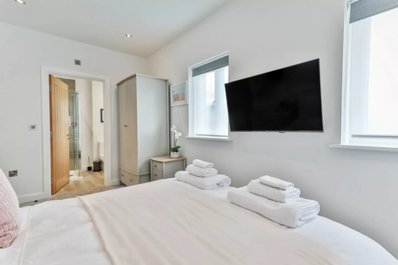 Belle House, Apt 6-Bedroom