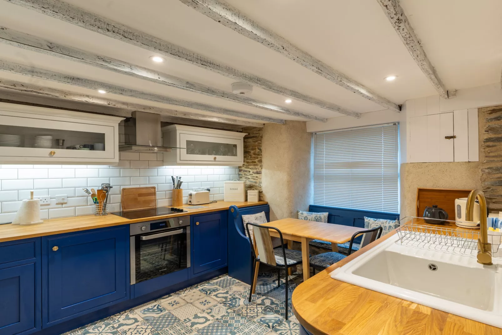 Old Harbour Cottage-Cuisine
