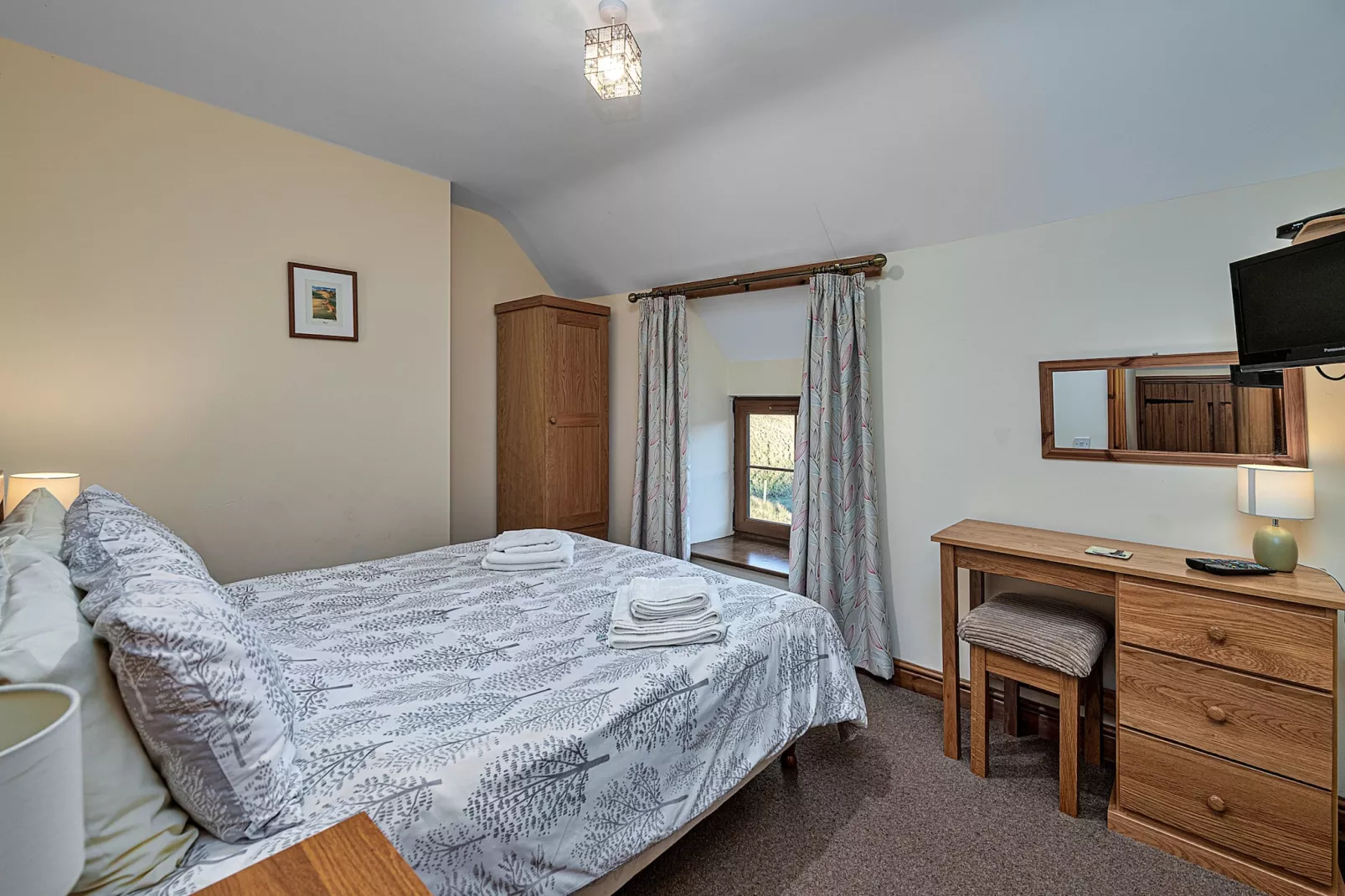 Llechwedd Mawr-Bedroom