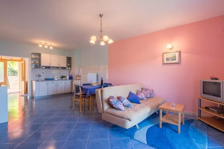 Apartments Saulan - One Bedroom Apartment with Balcony and Sea View (Molunat)-Indoor