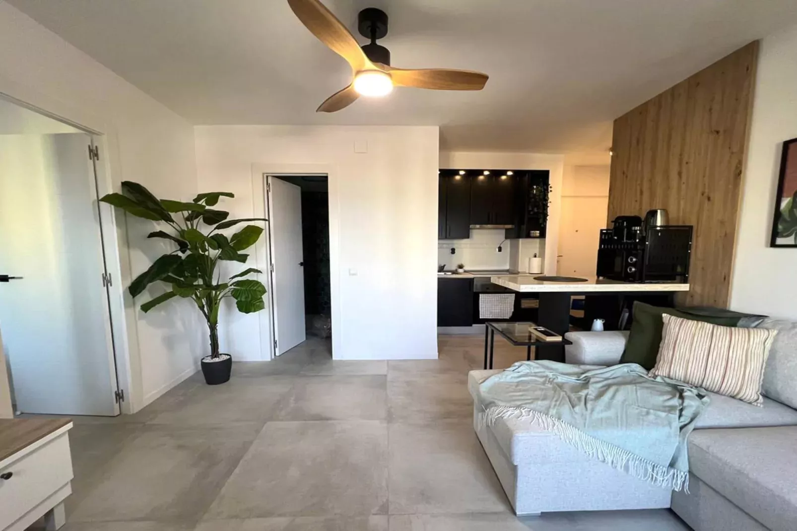 Apartamento con vistas al mar-Salon